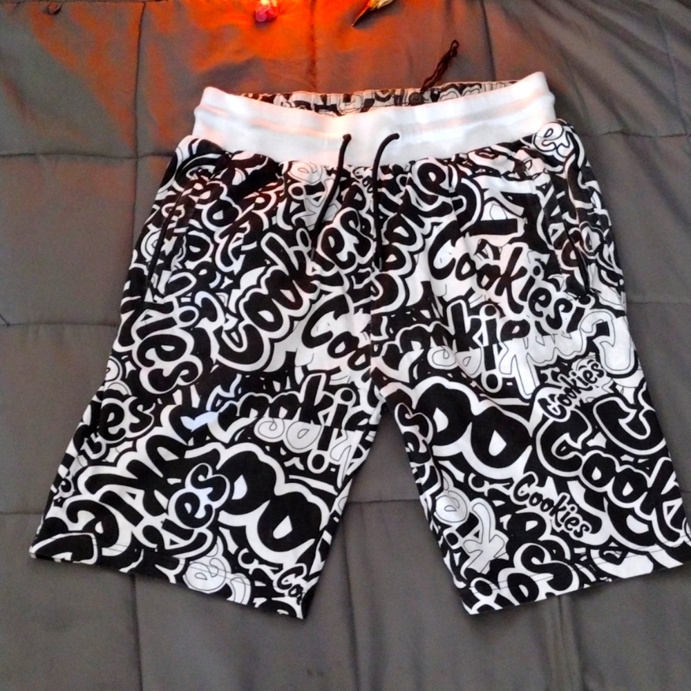 Cookies shorts black and white logo large  new with tag matching shirt in closet